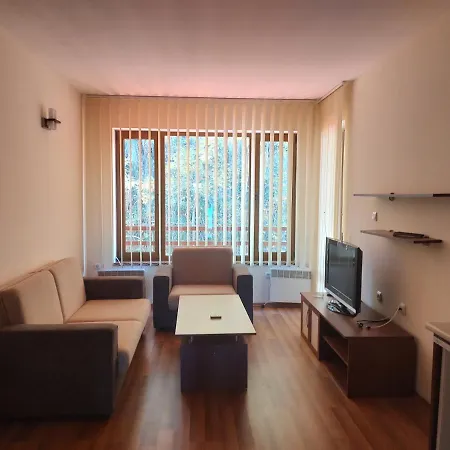 Apartment Cedar
